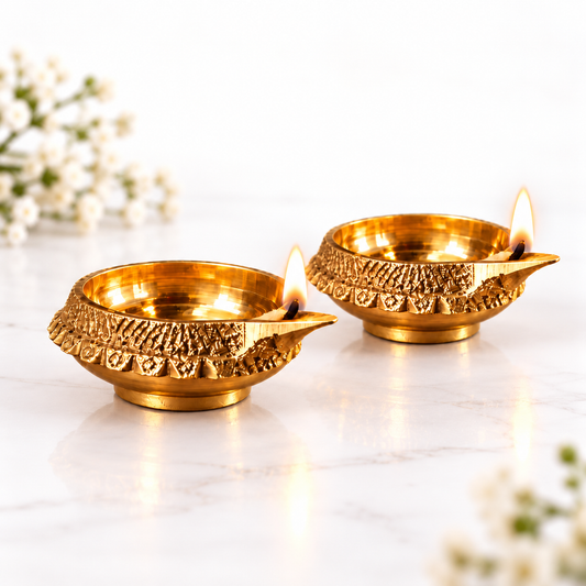 Pure Brass Shankh with 2 Diyas & Premium Gift Box | Traditional Pooja & Vastu Décor Set